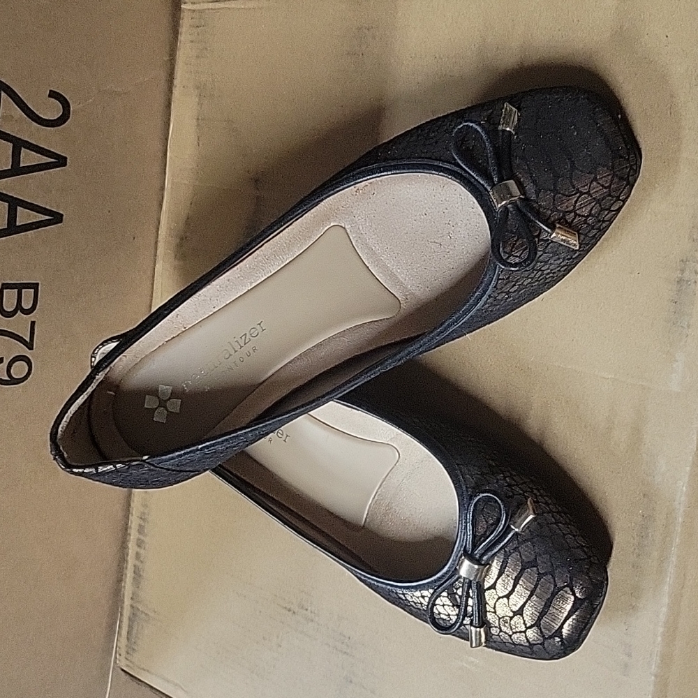Naturalizer ballerina flats
